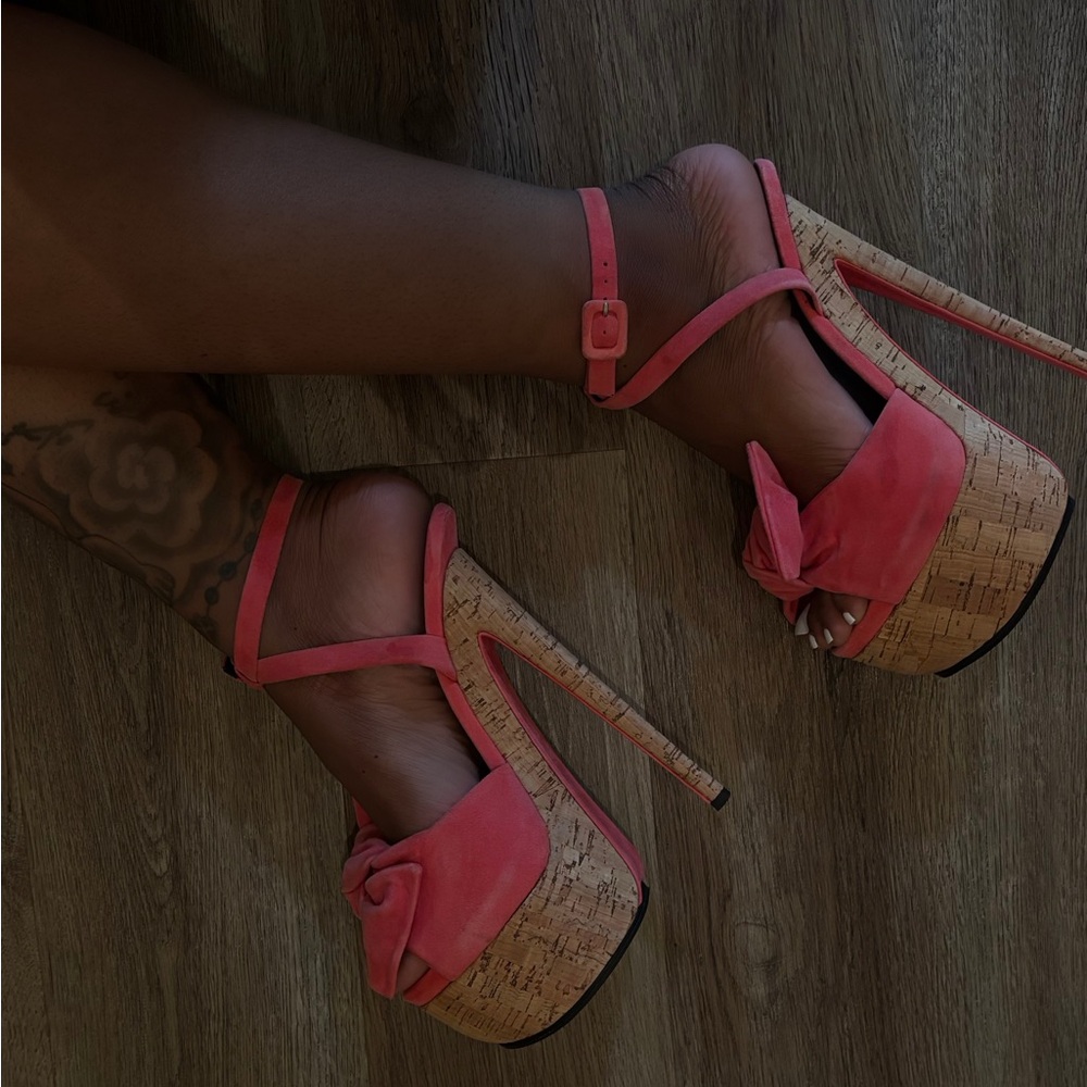 Giuseppe Zanotti Pink Platform Sandals with Bow